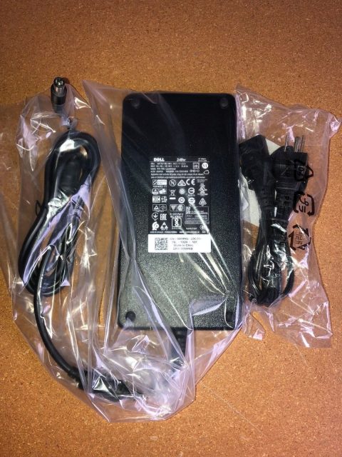 Sạc laptop Dell Precision M6600